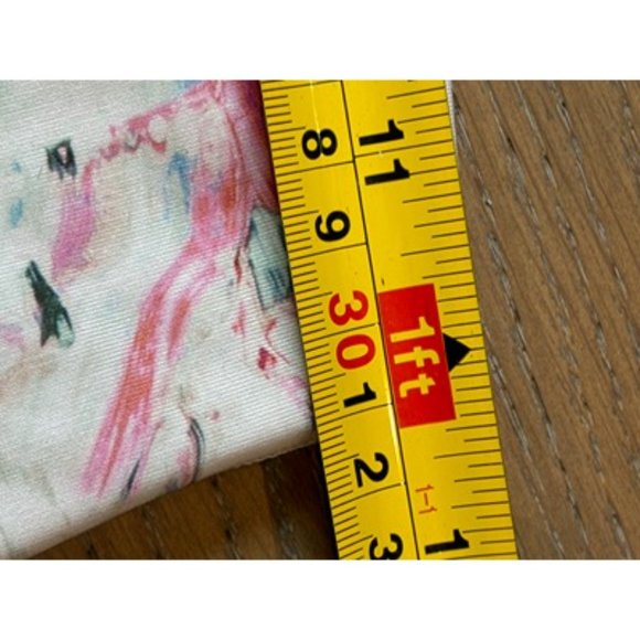 Lululemon Multicolor Printed Mid Rise Elastic High Waist Compression Leggings 4? - Picture 4 of 6